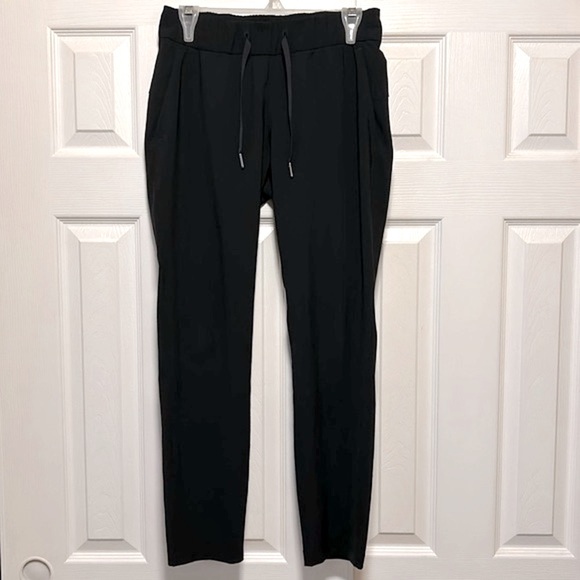Lululemon On The Fly Black Pant - Size 4 - Picture 2 of 9